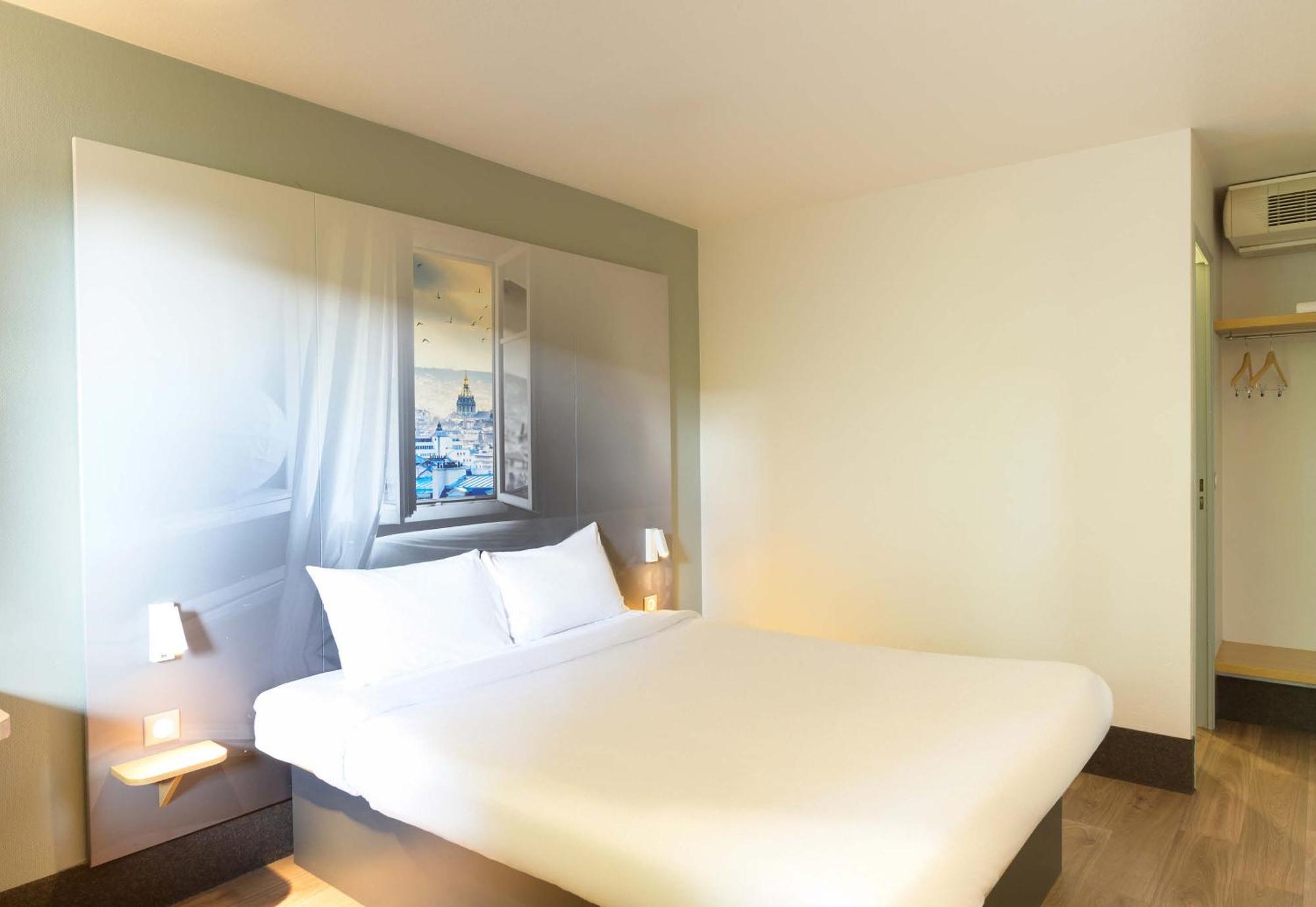 B&B Hotel Pontault Combault ภายนอก รูปภาพ